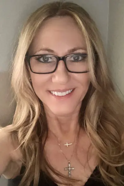 Rachel Bigelow - Krave Contouring - Krave Massage